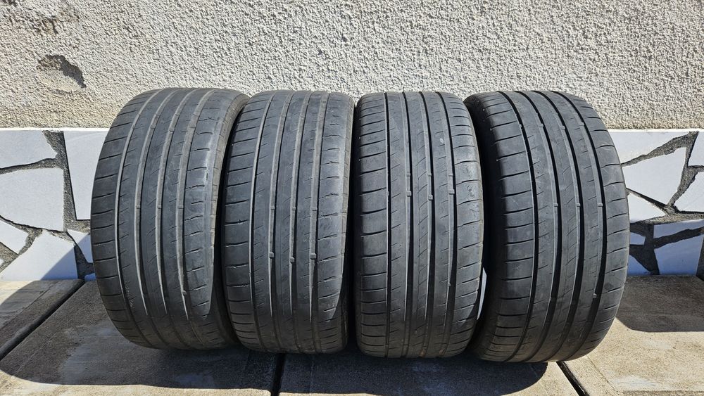 Летни гуми Firestone  4бр. 255/40R19