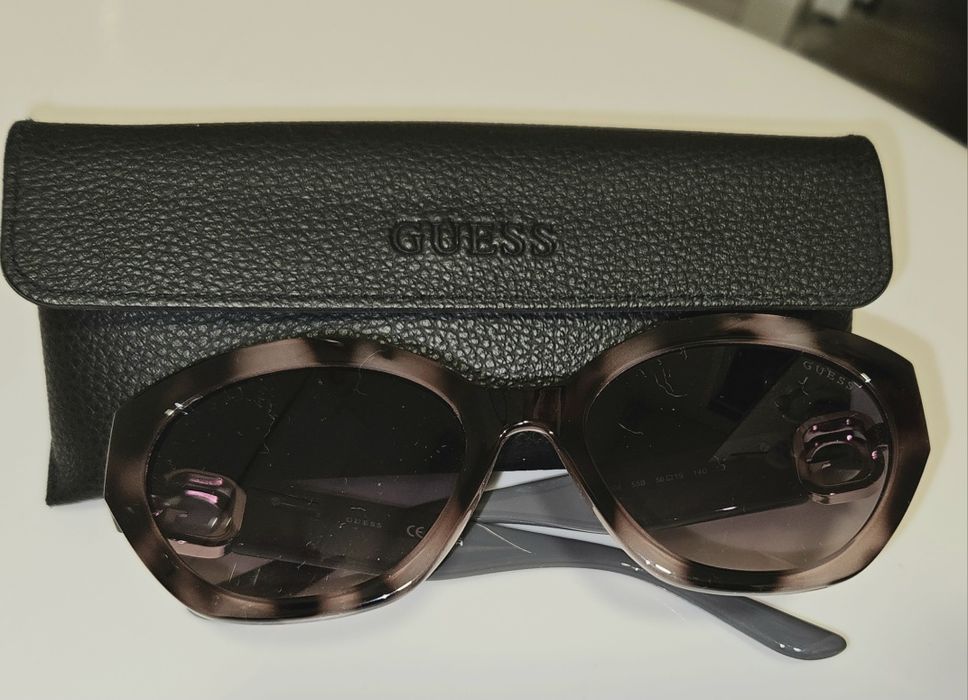 Дамски слънчеви очила Guess.Нови.120лв.