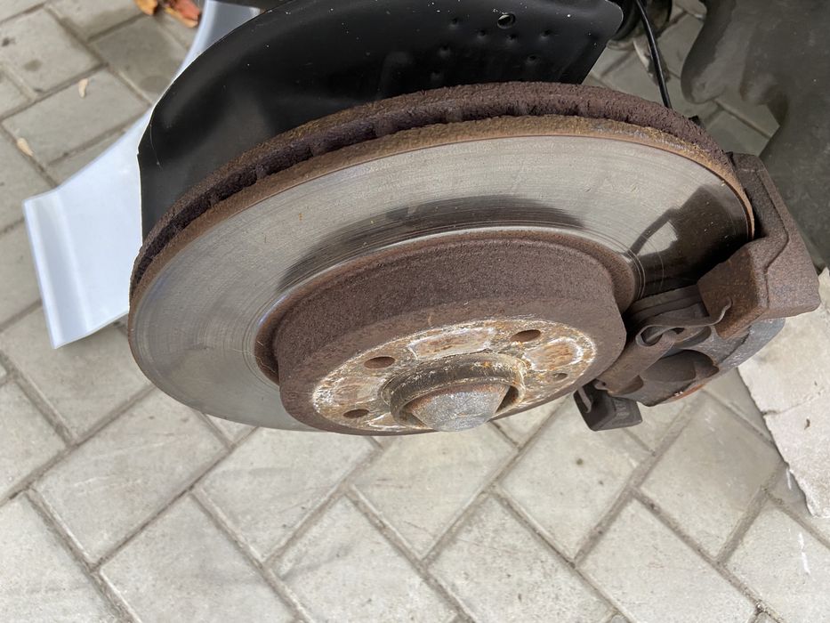 Kit frane etrieri bmw 330i 330d Bmw E46 fata spate