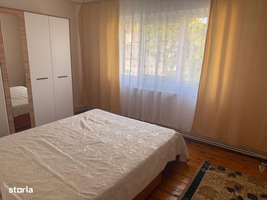 Inchiriere apartament 2 camere, mobilat+utilat,Targoviste, micro 11