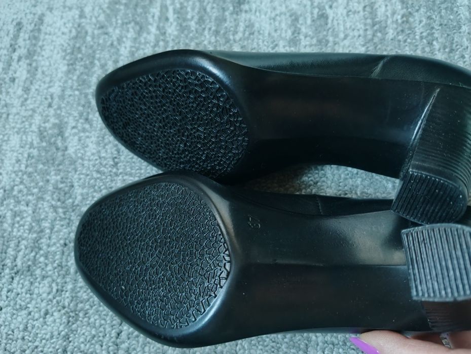 Pantofi de piele naturală