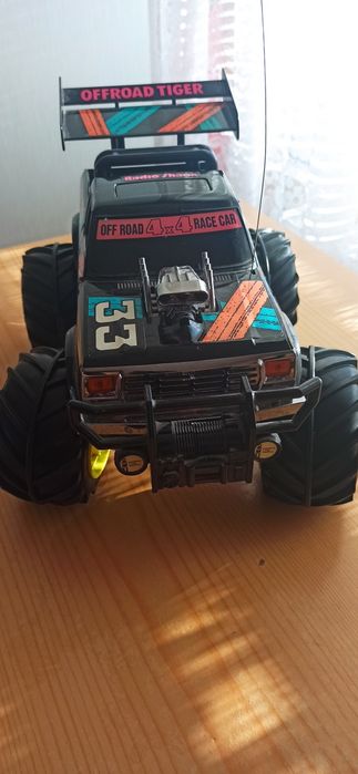 Детска играчка джип на батерии