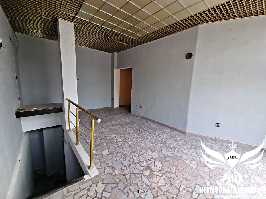 Дава се под наем Магазин в Асеновград - 376 кв.м за 300.9 € - Снимка #12