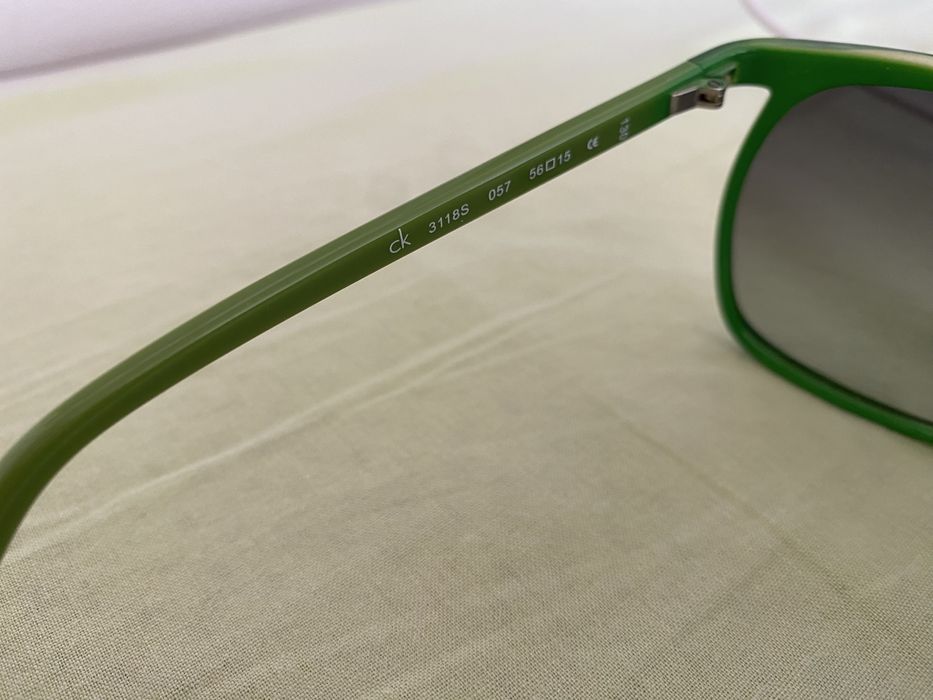 Calvin Klein слънчеви очила