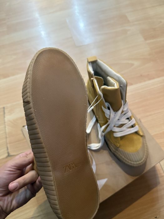 Новые кеды Zara срочно