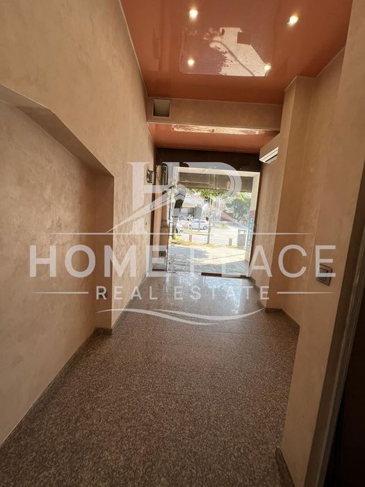 Дава се под наем Магазин в Варна, Център - 15 кв.м за 368.73 € - Снимка #2