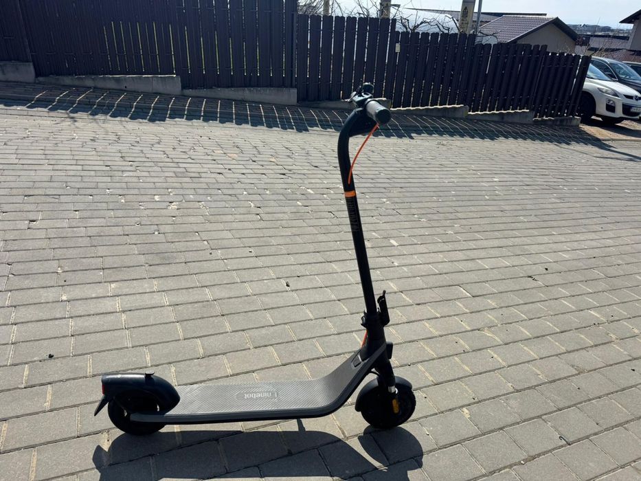 Trotineta electrica Ninebot E2 Plus