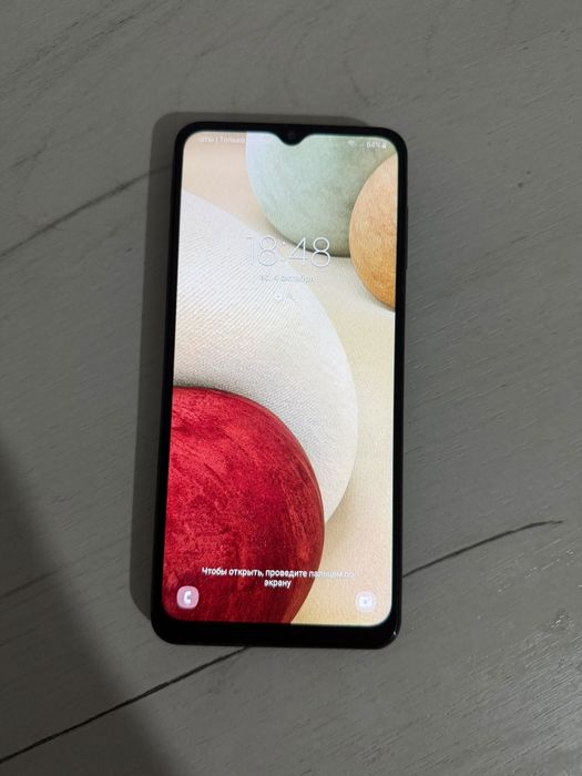 Продам Samsung A12 (64 гб.)