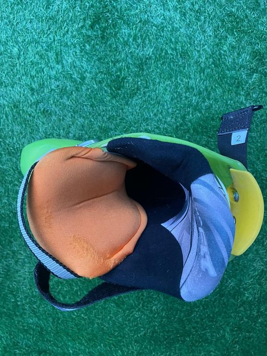 Clăpari Aproape Noi