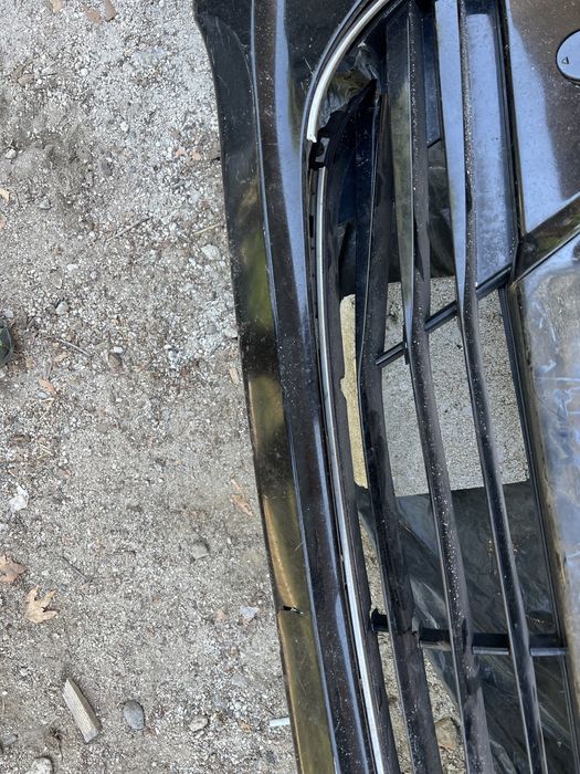 Hyundai Veloster coupe 2012 предна броня