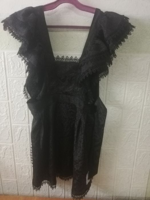 Школьные фартуки, новые.