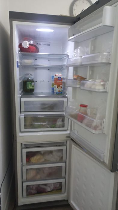 Холодильник Самсунг. С доставкой