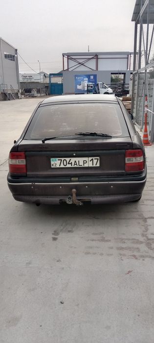 Опель Вектра 93 2,0