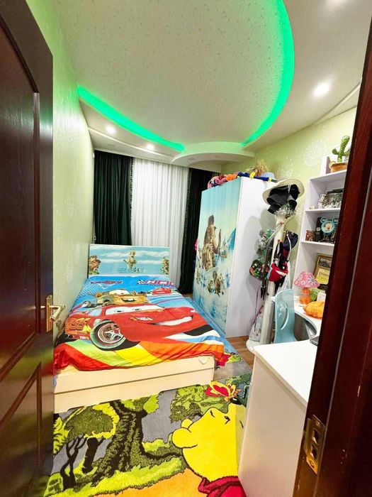 Продается Евро квартира 4/2/4