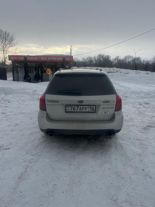 Субару Оутбек 2004 г 3 л