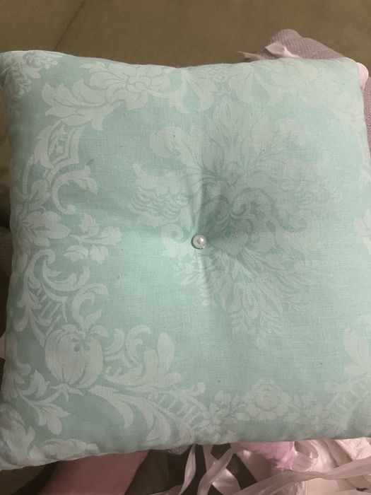 Бортики, подушки на манеж