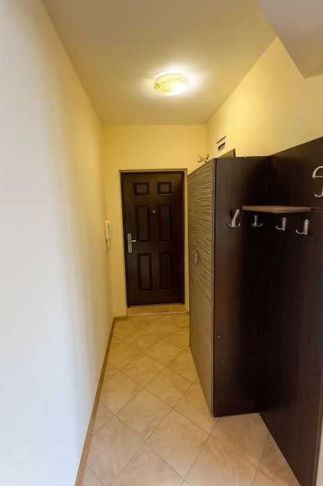 Двустаен тухлен апартамент в отличен район на Аспарухово!