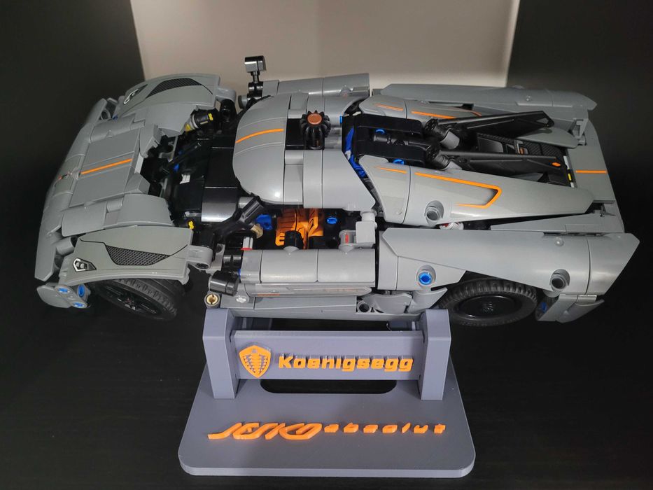 Stand expunere LEGO Technic Ferrari, Bugatti, Lamborghini, McLaren, F1