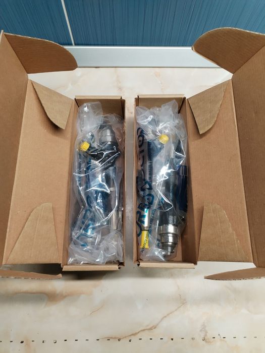 Injectoare set 4 buc.Opel Astra H ,1.7 diesel ,2010