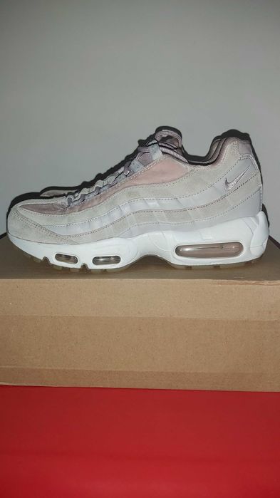 Nike Air Max 95 "Velvet Particle Rose" - Номер 38.5
