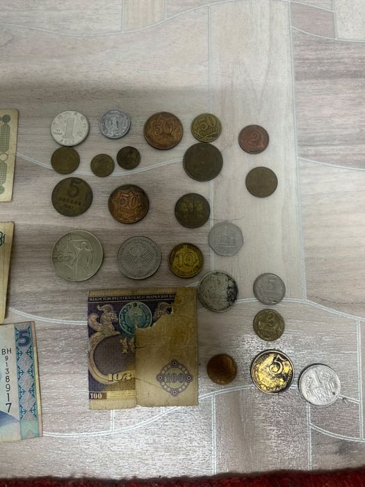 Продам старые монеты и купюры