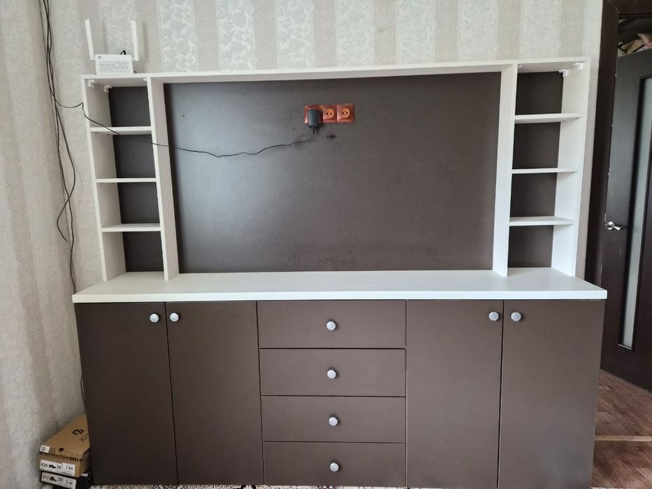 Продам срочно ТВ зону