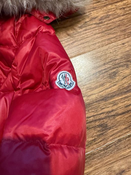 Яке с гъши пух и яка от лисица Moncler