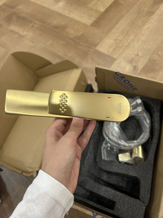 Смеситель для раковины GROHE