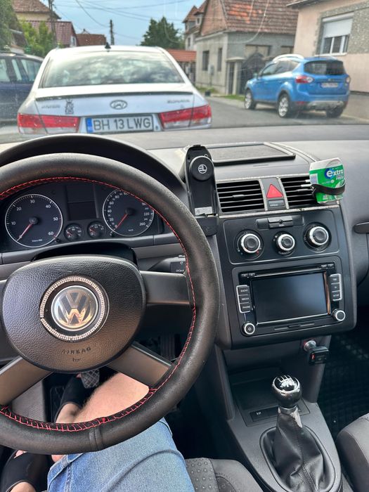 VOLKSWAGEN Touran 2006 — imagine 4