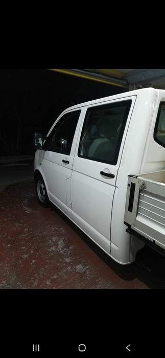 PREȚ FIX! Vând camioneta Volkswagen Transporter t5/doka, cabină dublă