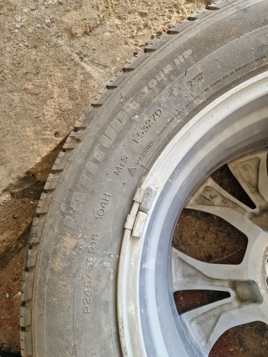 Шина Michelin  245/60/18