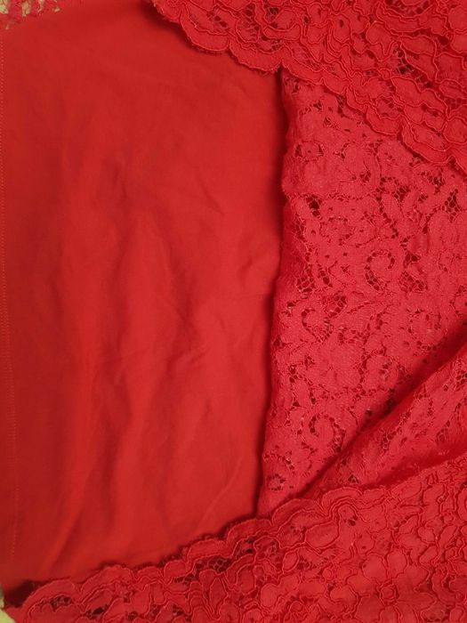 Guess мадамска рокличка