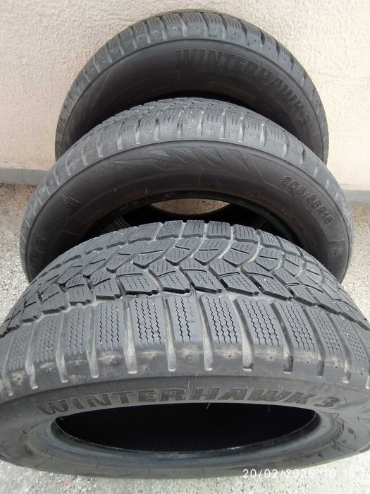 Продавам 3 бр. ЗИМНИ гуми 205/55R16 FIRESTONE WINTERHAWK 3