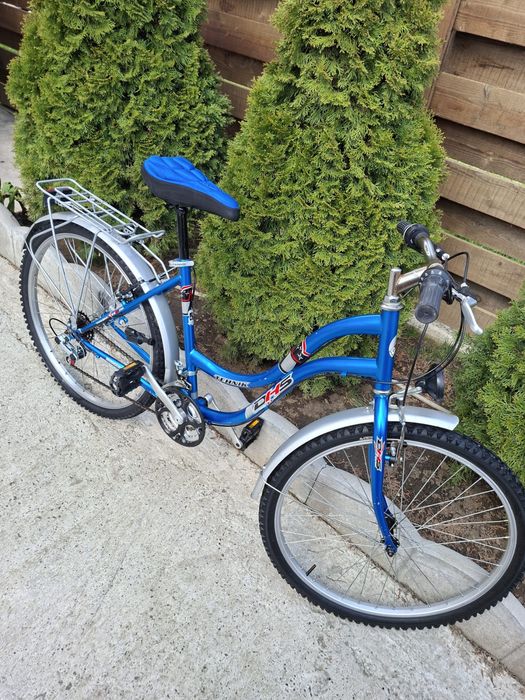 Vand bicicleta de 26 pret. 500 neg