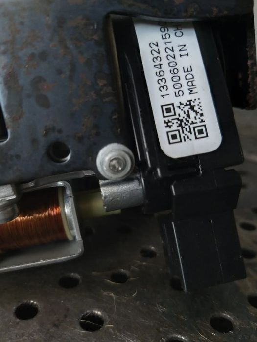 Contact auto cu cheie opel corsa e x15 13446130 13364322