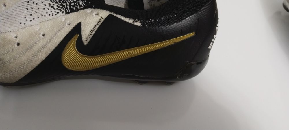 Бутсы nike phantom