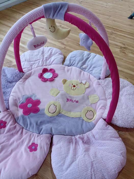 Продам манеж для грудничков.