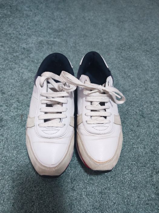 Adidași Tommy Hilfiger