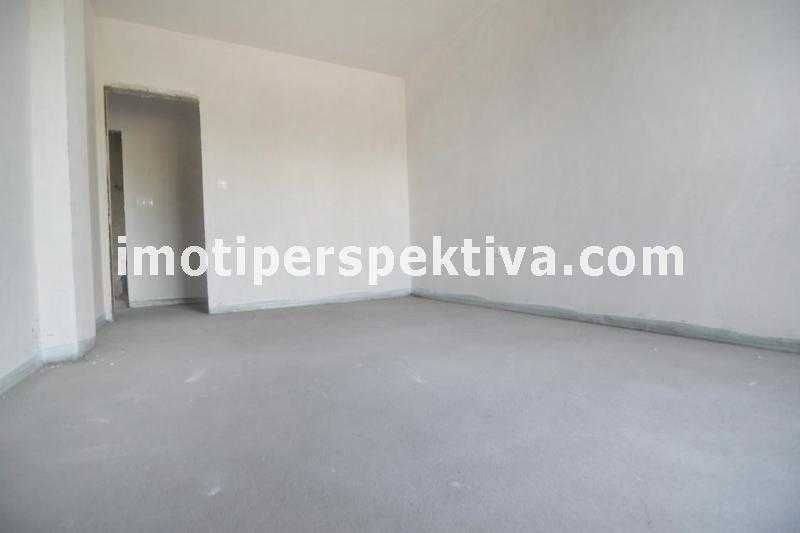 Продава се Тристаен апартамент в Пловдив, Център - 119 кв.м за 1192 €/кв.м - Снимка #2