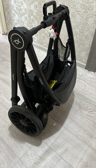 Продам коляску Tomix Walker 2в1