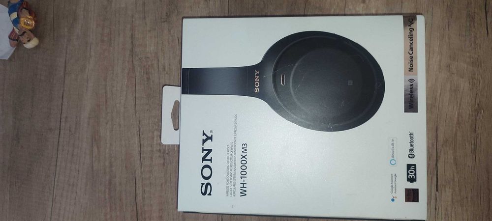 наушники Sony wh-1000X m3 оригинал почти новые идеал