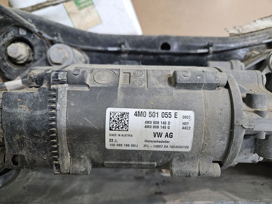 Задна рейка за Audi Q7 4m