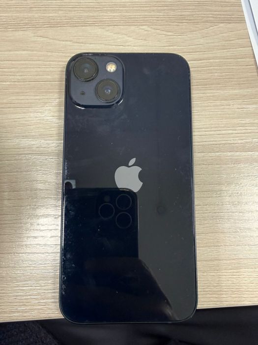 Айфон 13 , один хозяйн