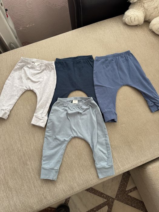 Salopete somn treninguri colanti 6/9 luni next hm