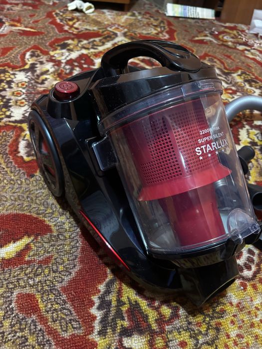 Пылесос Starlux новый