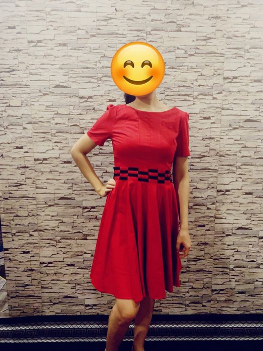 Продам  вечерние платья