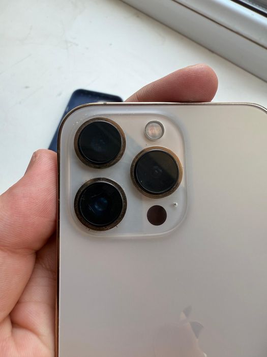 iPhone 13 Pro gg