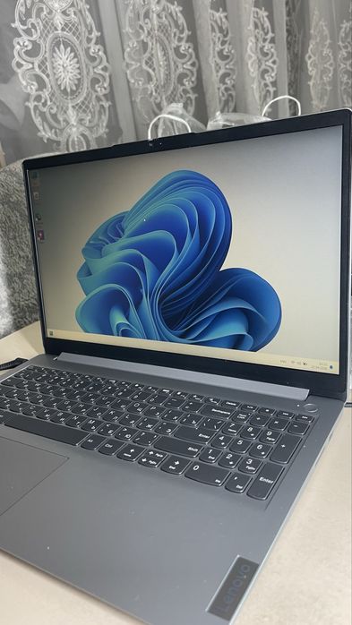 Продам Ноутбук Lenovo