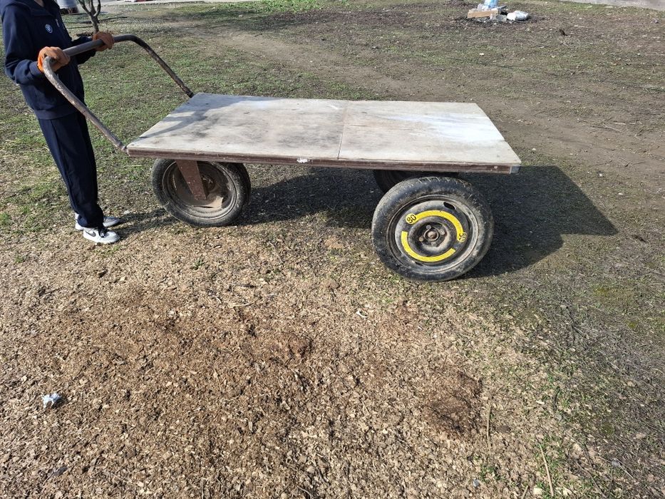 Тачка үш дөңгелек арба