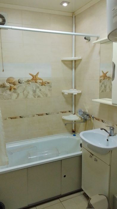Сдам 2х комн квартиру
